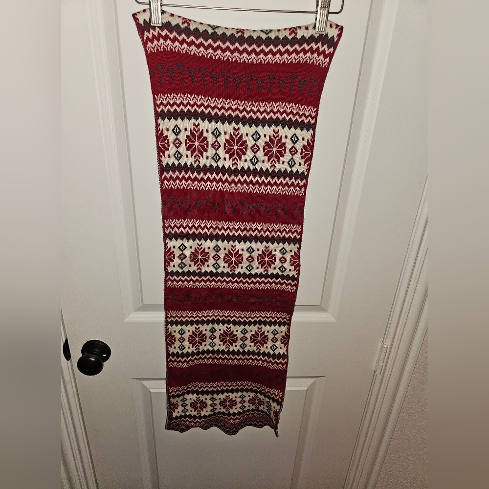 Scarf womens holiday pattern